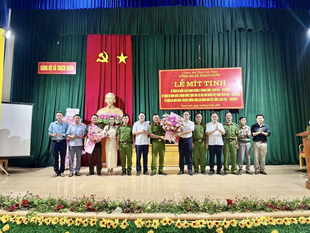 Mít Tinh Ngày kỷ niệm 80 năm ngày Truyền thống Công an nhân dân Việt Nam (19/8/1945 - 19/8/2025)