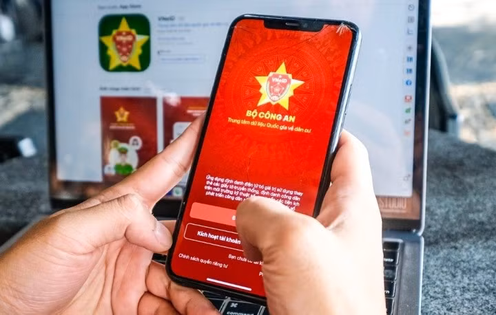 Miễn, giảm nhiều khoản phí, lệ phí cho công dân số