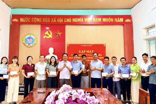 Xã Thạch Xuân gặp mặt cán bộ quản lý và giáo viên dạy ôn thi tuyển sinh vào THPT năm học 2026-2027 
