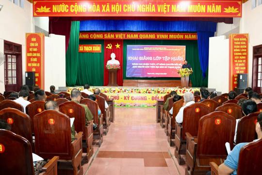 Thạch Xuân tập huấn kỹ năng số 