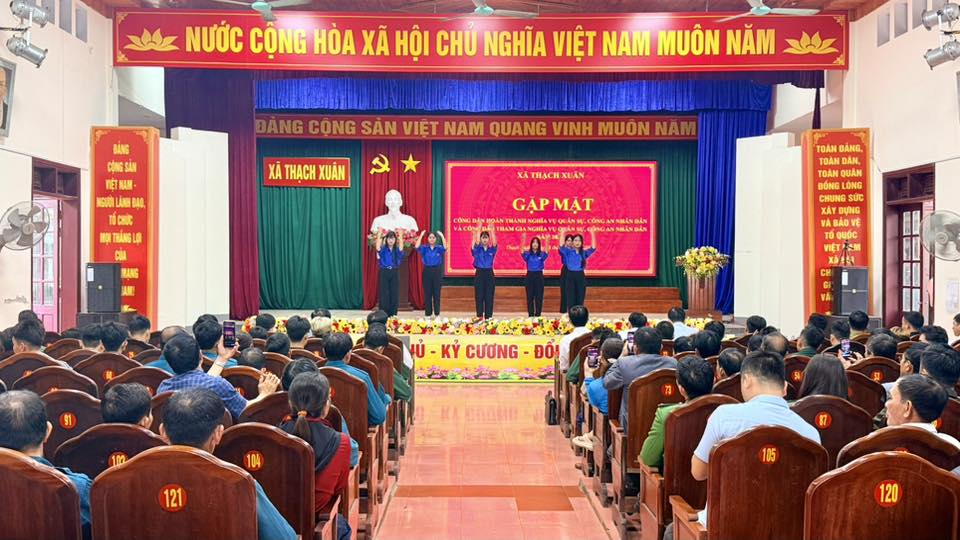 Xã Thạch Xuân gặp mặt quân nhân hoàn thành NVQS, CAND và công dân chuẩn bị lên đường làm NVQS, CAND năm 2026 